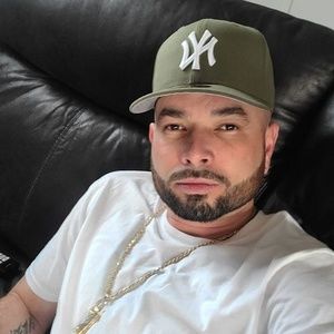 Meet your Posher, Josue